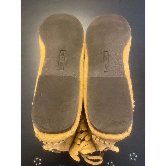 Minnetonka | Back Zip Hardsole Boot | 9.5 - Picture 7 of 7